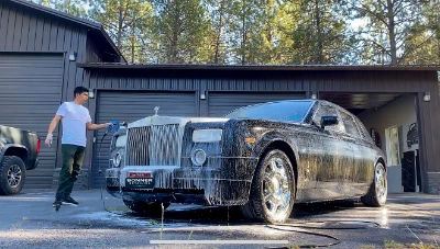 Jaime detailing a Rolls Royce in Sandpoint, Idaho