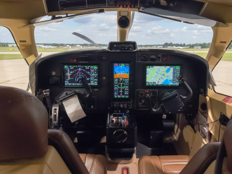 Detailed small jet interior