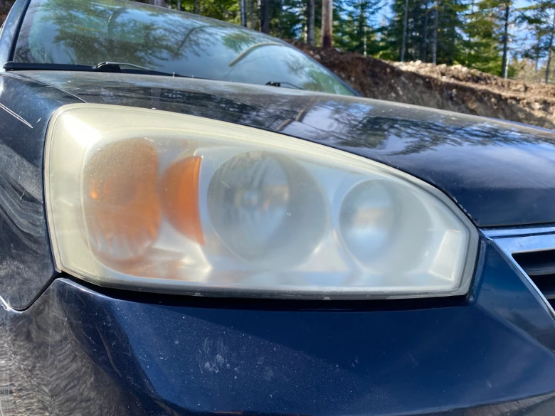 headlight before restoration